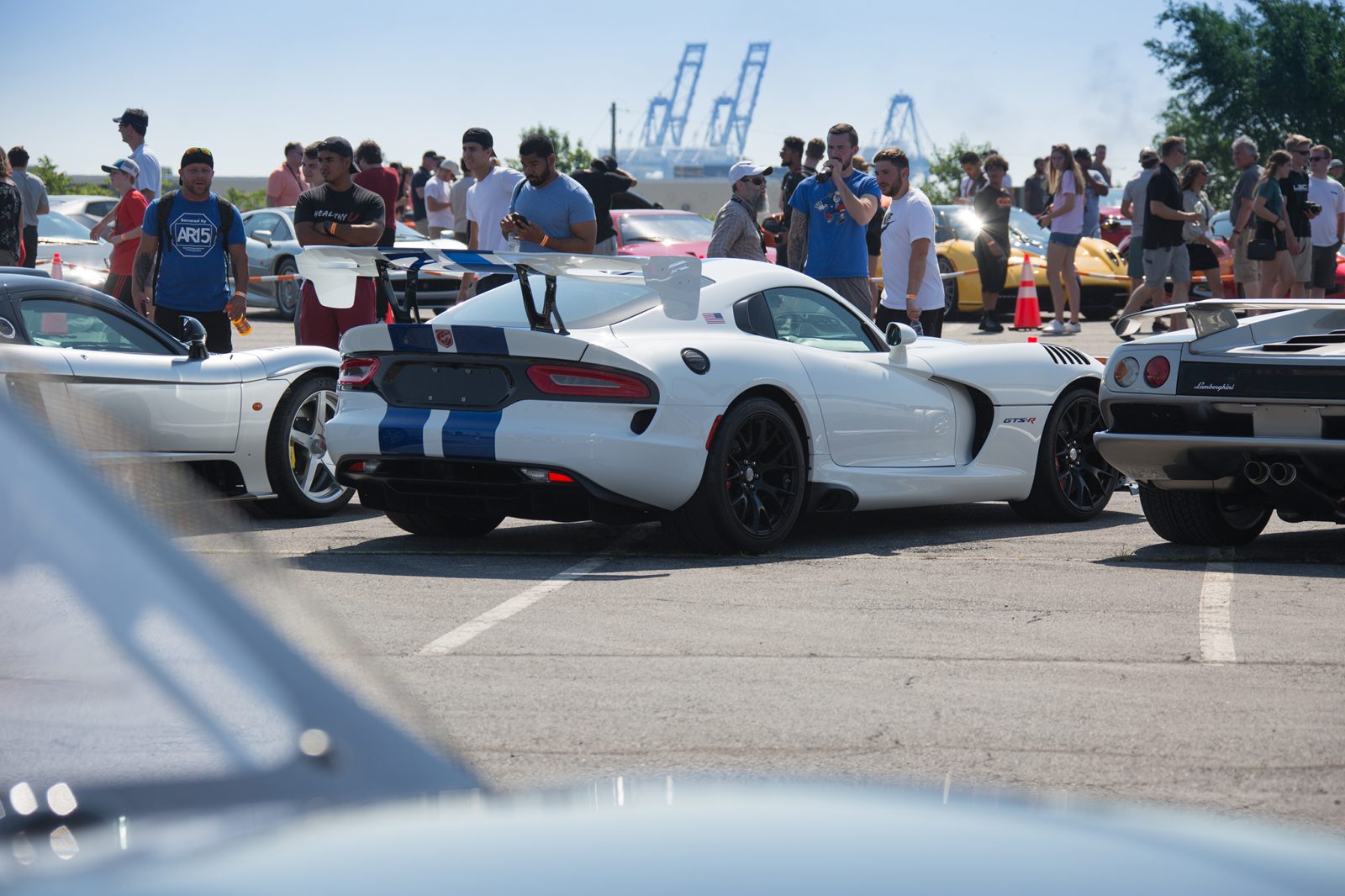 Customized Dodge Viper at the Supercar show